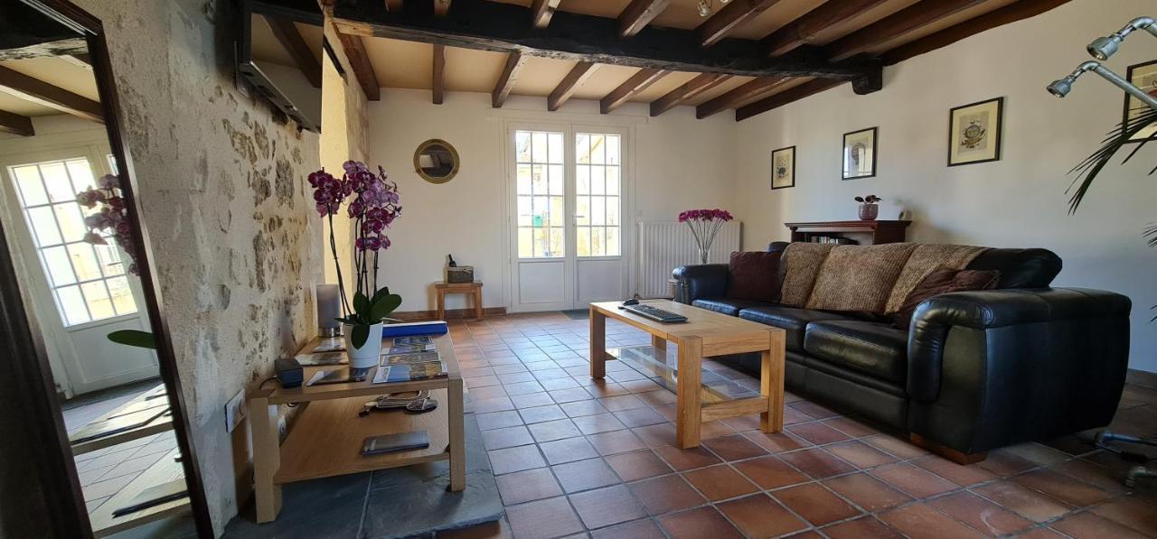 Dom Peyreton Prestige Cottages Set In A Charming Wine Property Villegouge Exterior foto